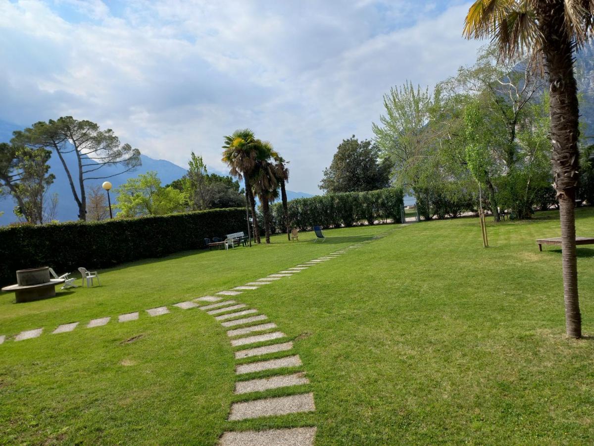 Riva Del Garda Apartment Exterior photo